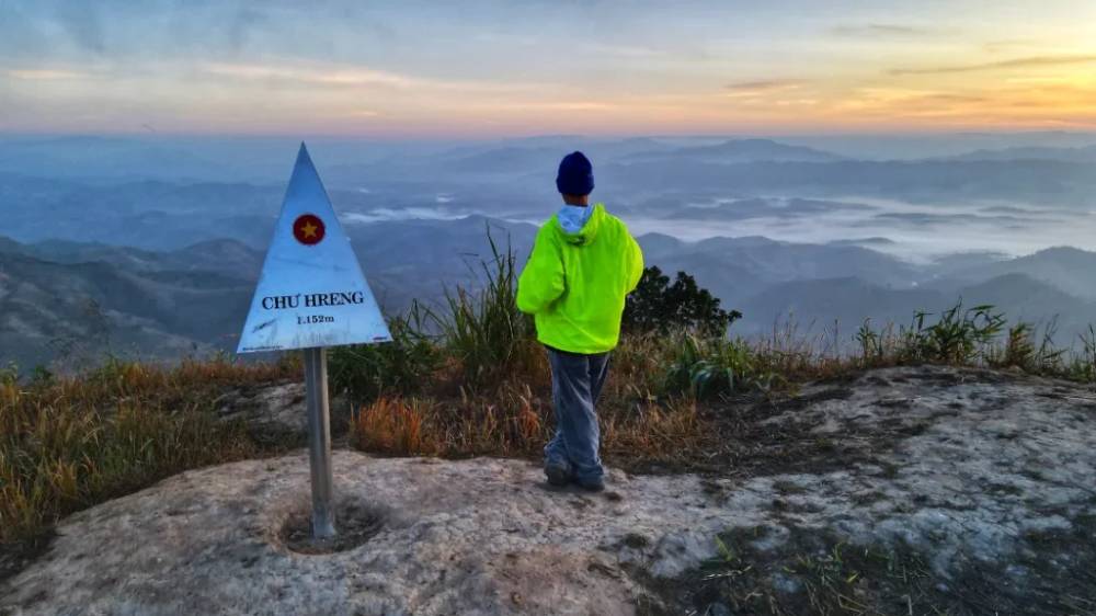 Nơi đặt chóp nhọn Chư Hreng phù hợp để ngắm bình minh