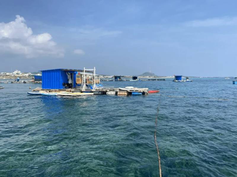 Nhà bè ở Phú Quý