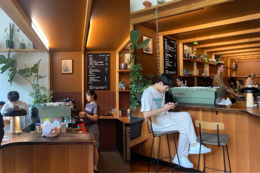Tone màu ấm áp gợi lên hình ảnh một quán nhạc cũ những thập kỷ trước, đơn giản, ấm cúng và luôn rộn ràng người vào ra.