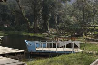 Telaga Mangunan, Obyek Wisata Healing di Pekalongan, Mas Bellboy