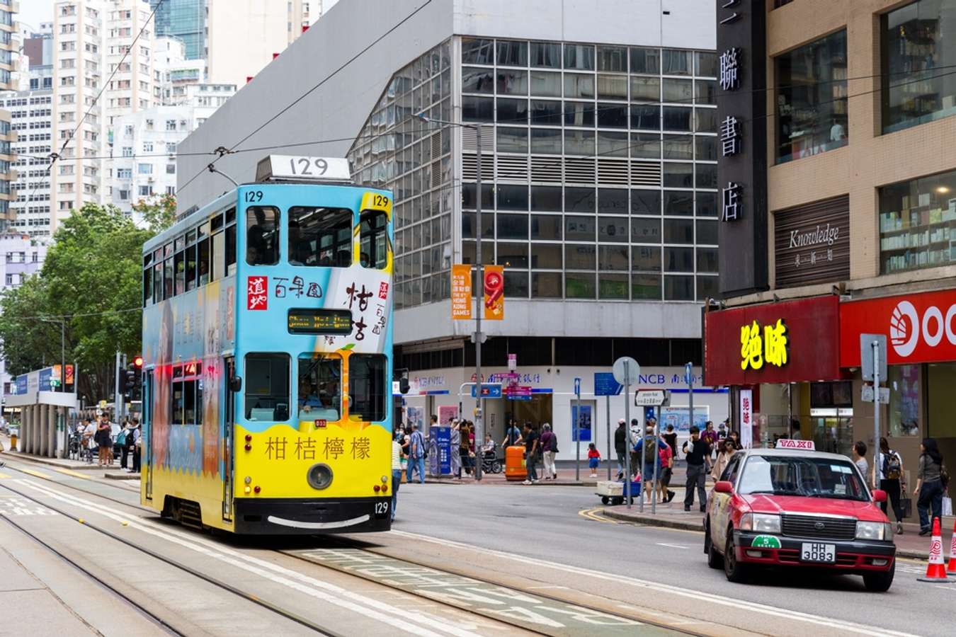 famous tourist spot in hong kong