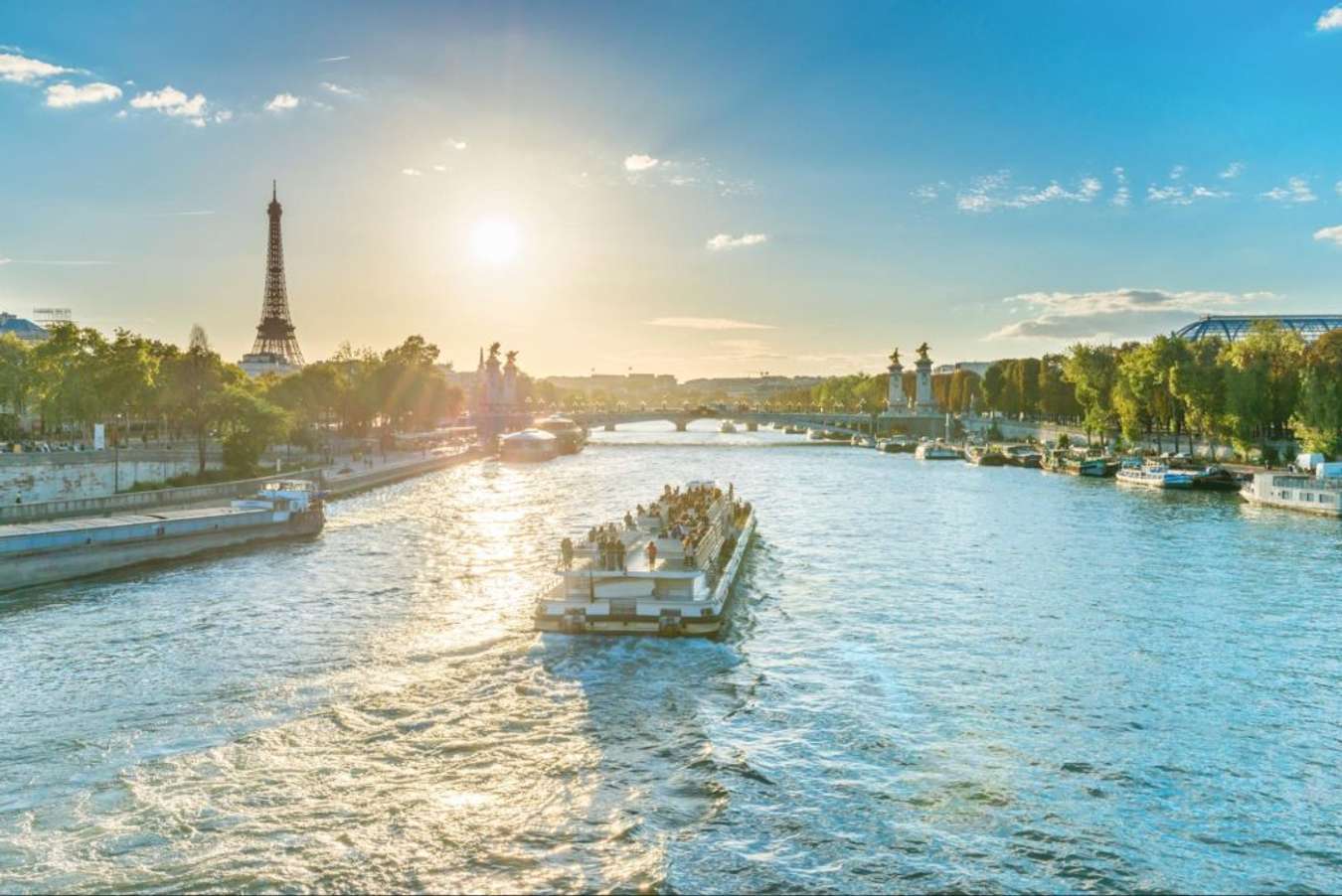 ล่องแม่น้ำแซนในปารีส