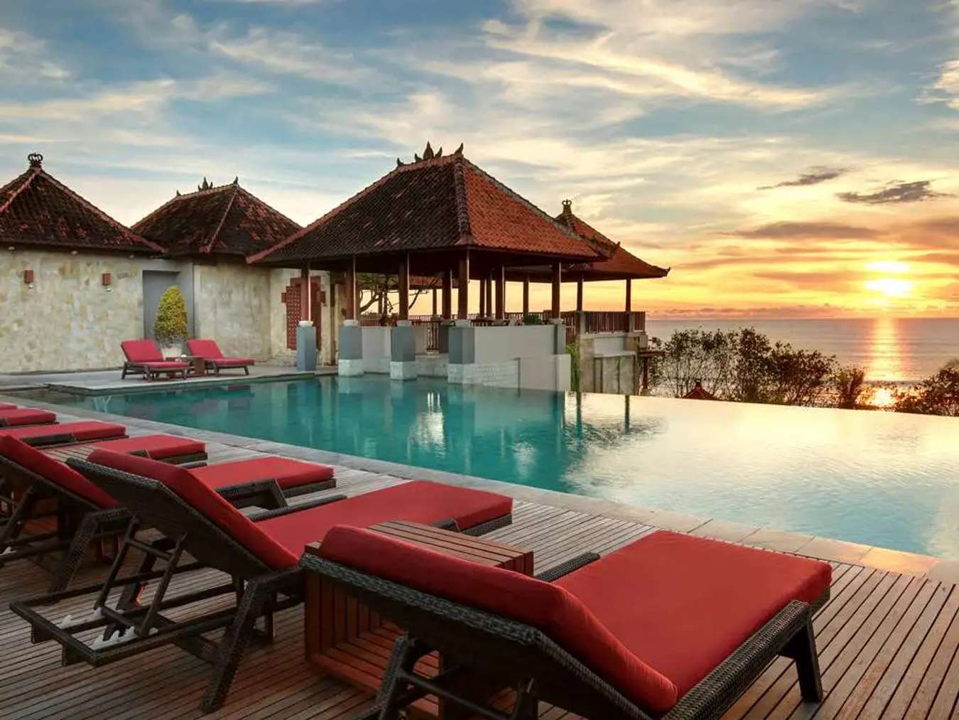 Mercure Kuta Bali - Infinity pool