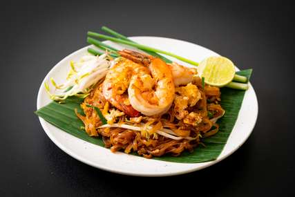 10 Best Pad Thai in Bangkok: A Noodle Paradise Awaits, Traveloka Team