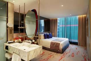 Spesial EPIC Sale, Ini Hotel di Kuala Lumpur Estetik yang Diskon s.d 68%, Mas Bellboy