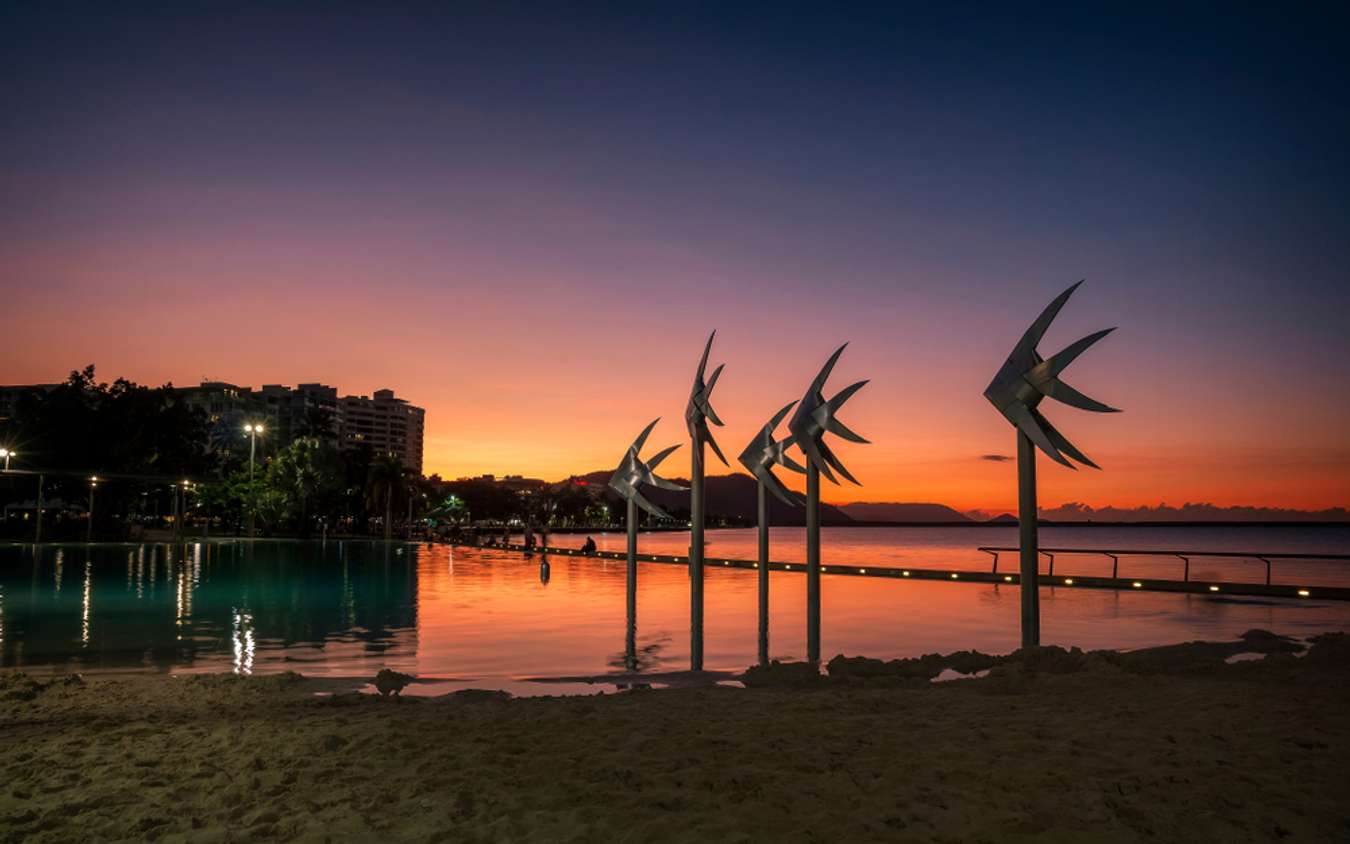 happy tours cairns