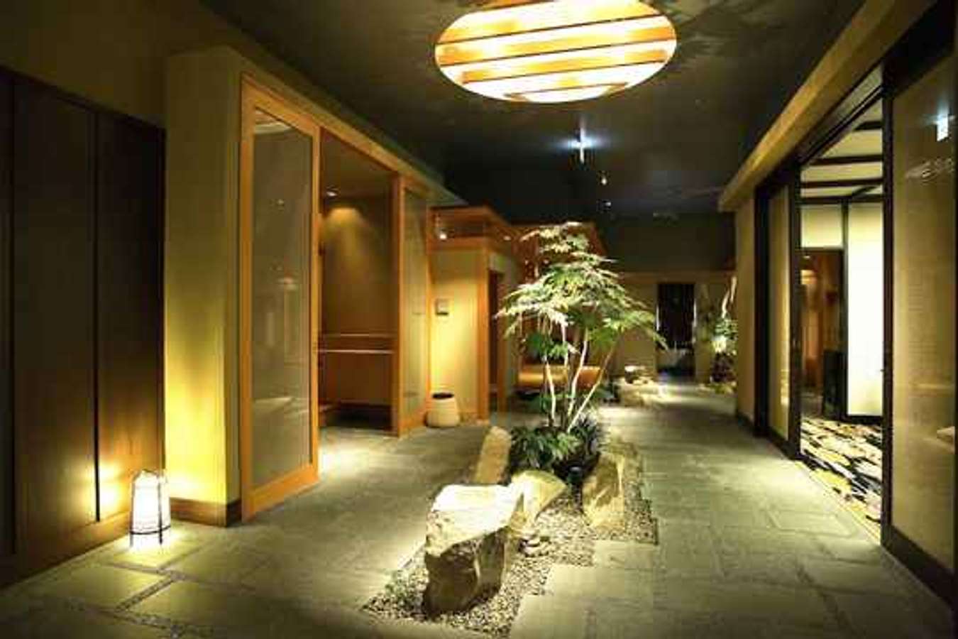 hidden-gems-unique-hotels-in-japan-you-must-experience