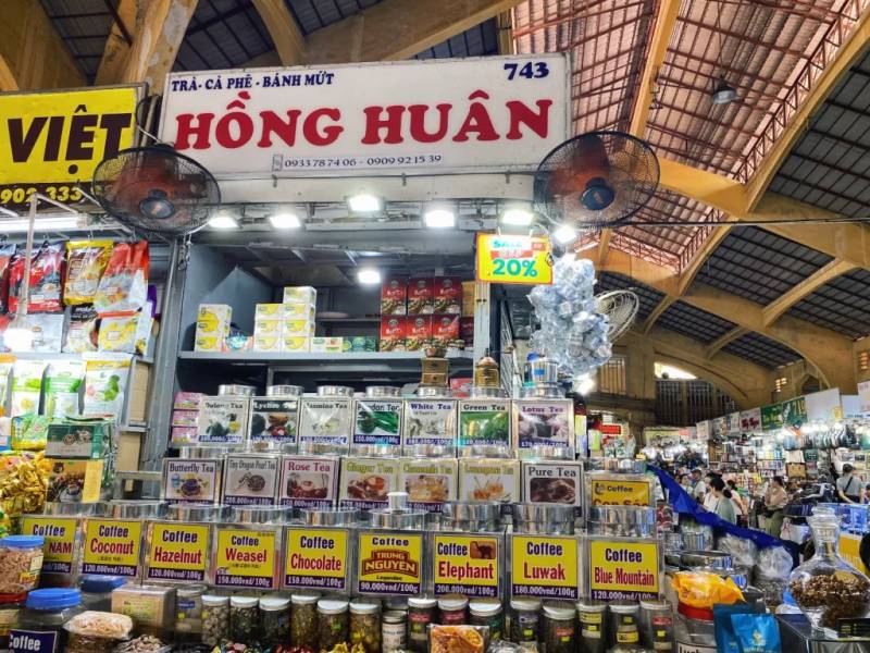 Những gian hàng ngăn nắp, chỉn chu