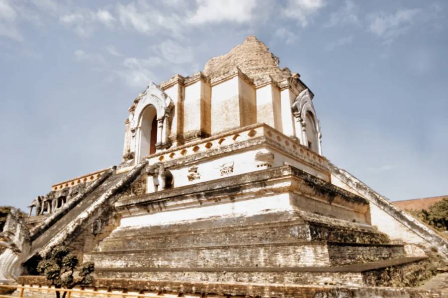 Được các nhà sư chọn là nơi tư hành tại Chiang Mai