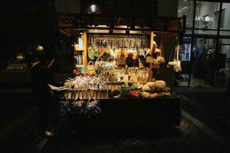 Con phố mua sắm - One Nimman