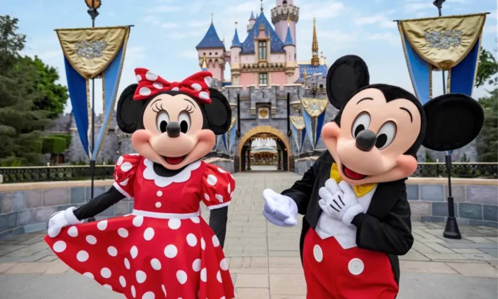 10-diem-du-lich-hap-dan-tai-california-disneyland