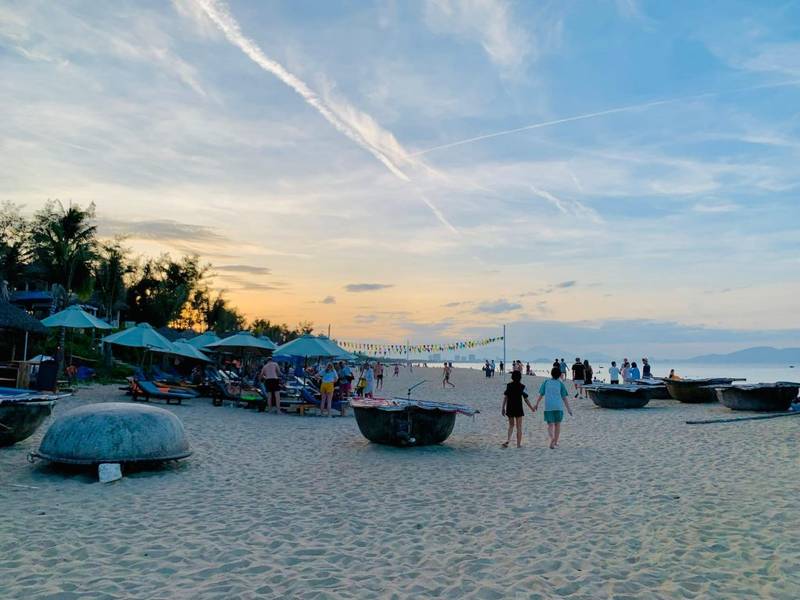 biển An Bàng Hội An tháng 7