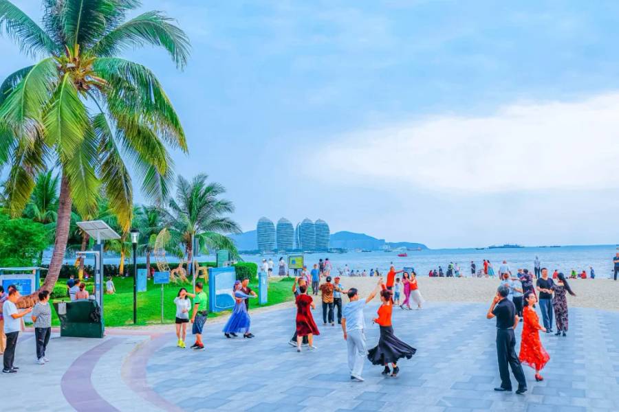 Quảng trường Tam Á vào buổi chiều