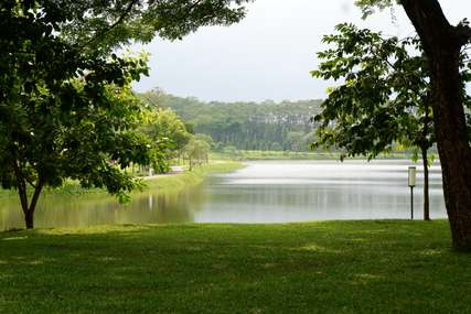 Danau BSB, Semarang: Lokasi, Jam Buka, Harga Tiket, dan Tips, Mas Bellboy