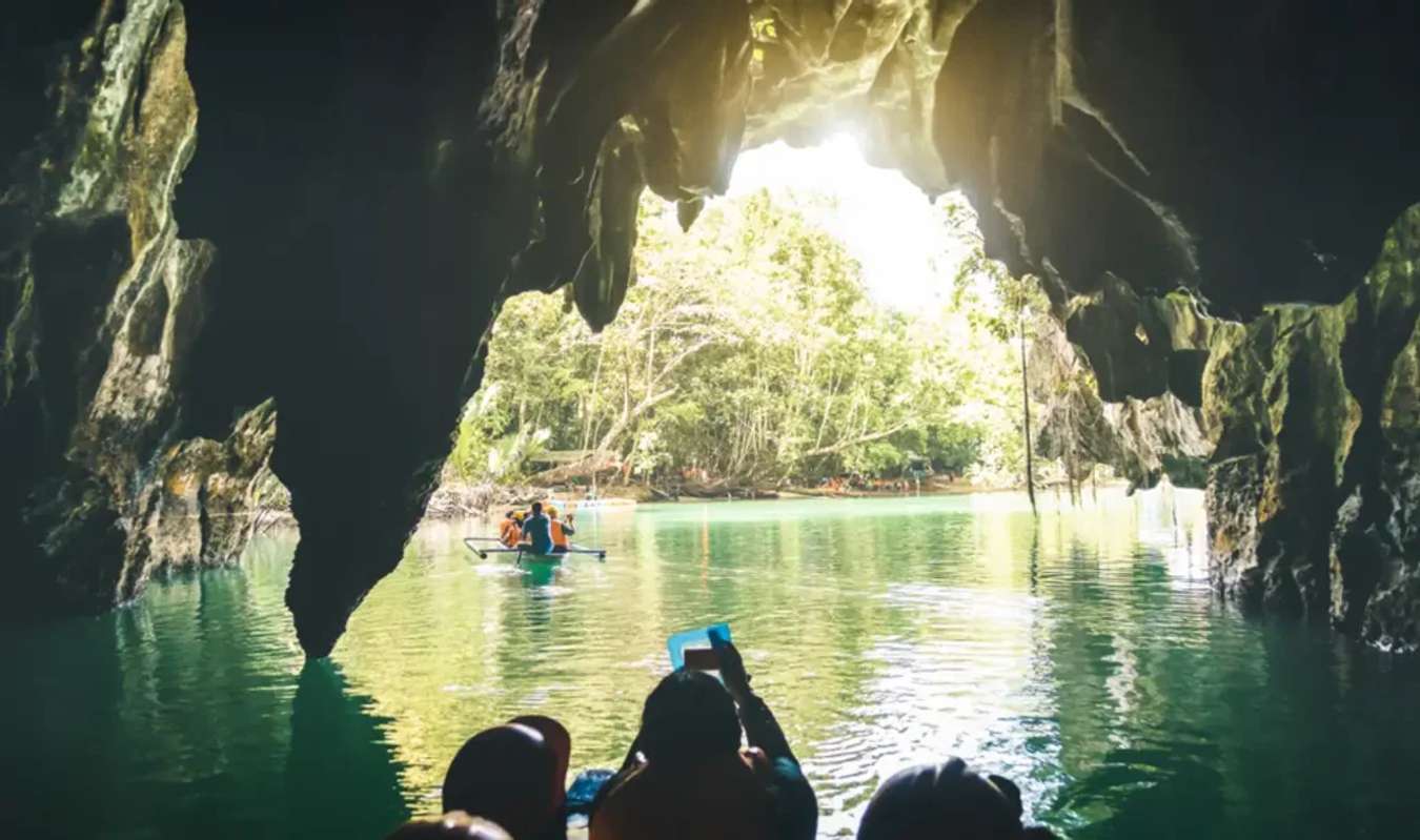 tourist sa palawan