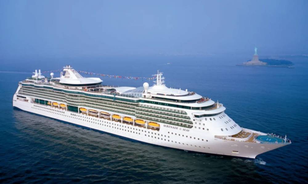 Du thuyền 5 sao Serenade of the Seas hiện đại bậc nhất 
