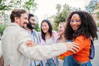 7 Fun and Engaging Team Bonding Activities in Singapore, Global Team