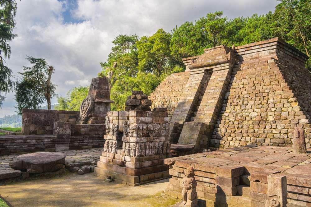 Mengenal Daya Tarik Candi Sukuh Peninggalan Majapahit