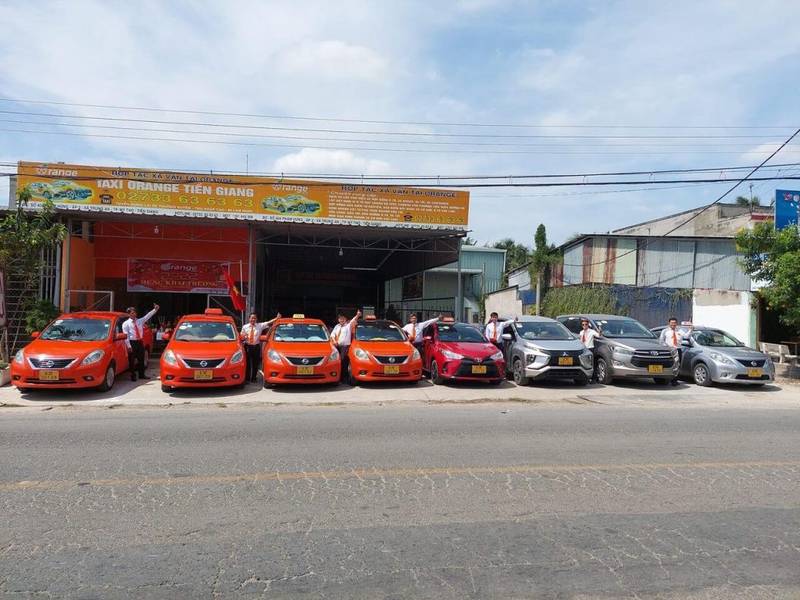 Taxi Orange