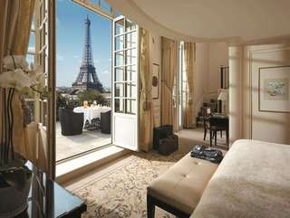 10 Hotel dengan View Eiffel Tower, Rekomendasi Menginap Tepat Dekat Ikon Paris, Mas Bellboy