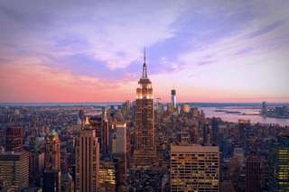10 Rekomendasi Hotel dengan Skyline View New York Terbaik, Mas Bellboy