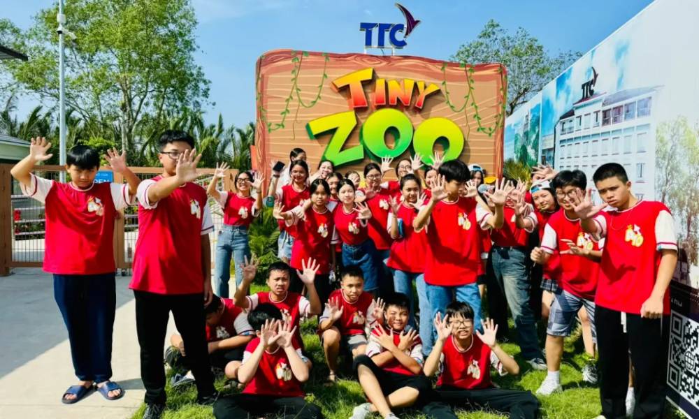 Các bạn nhỏ tới trải nghiệm TTC Mekong Aqua Park
