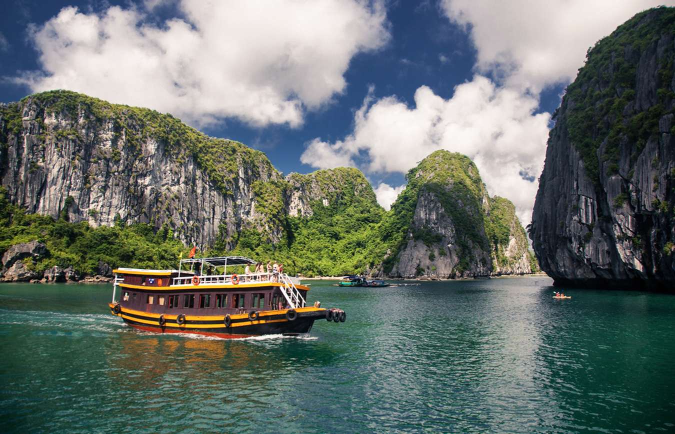 halong bay travel tips