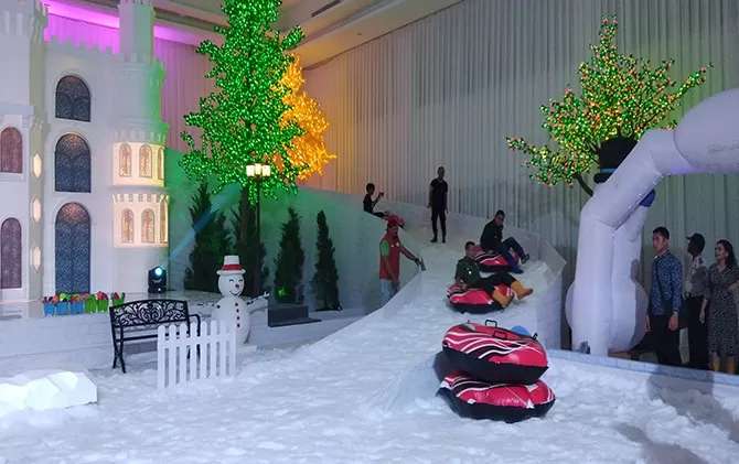 Snow Paradise, Wisata Salju di Malang dengan Berbagai ...