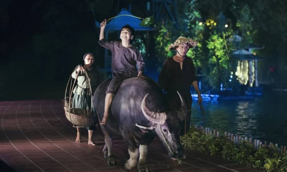 Những phân cảnh gần gũi và quen thuộc làng quê Việt Nam