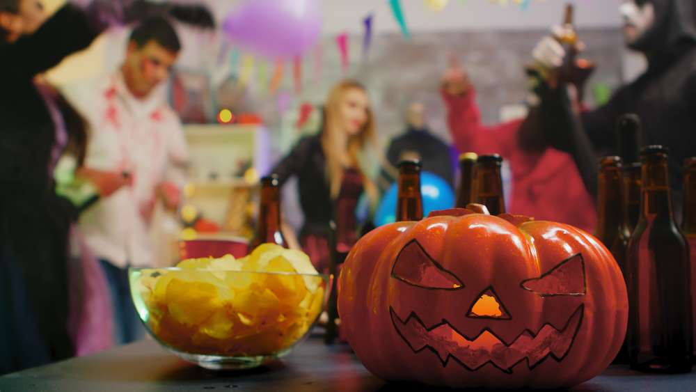 halloween drinkware