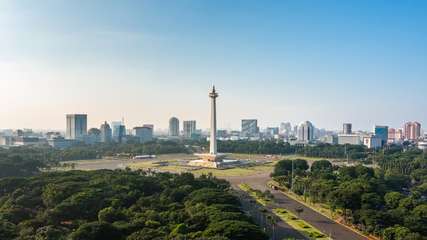 Mengenal Zona Waktu Jakarta, Jam Macet dan Rekomendasi Tempat Wajib Dikunjungi 2024, Travel Bestie