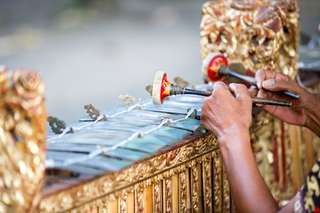 Mengenal Gamelan Bali & Rekomendasi Tempat untuk Menontonnya di Pulau Dewata, Mas Bellboy