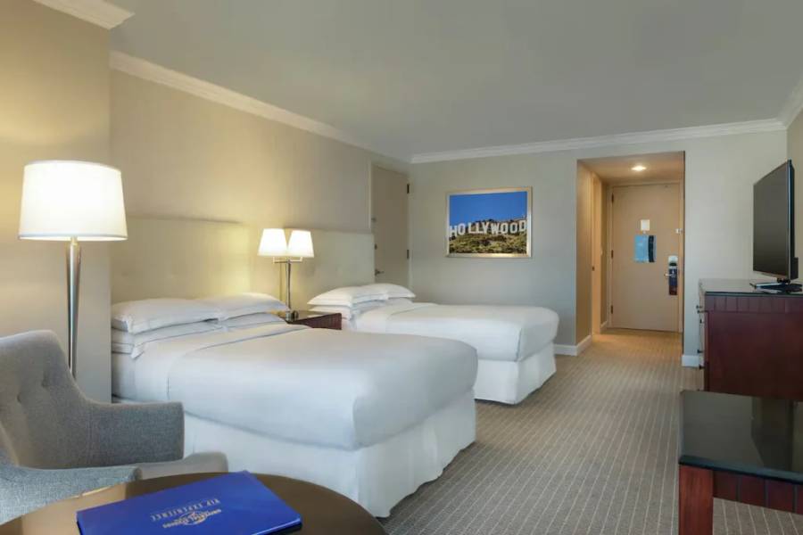 Khách sạn Hilton Los Angeles