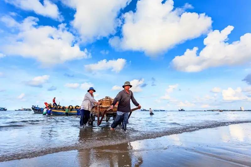 Cuộc sống của người dân vùng biển Long Hải