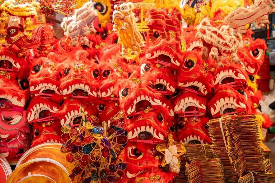 Phố Hàng Mã bán gì
