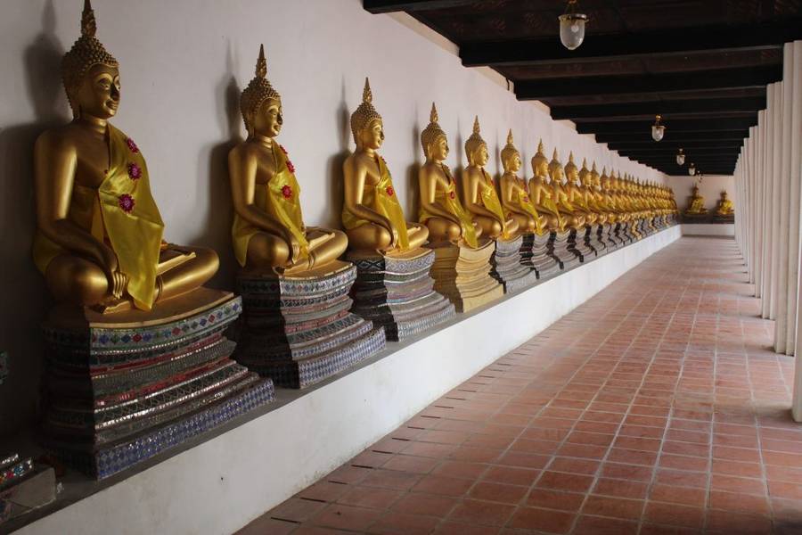 พระระเบียง วัดพนัญเชิง อยุธยา