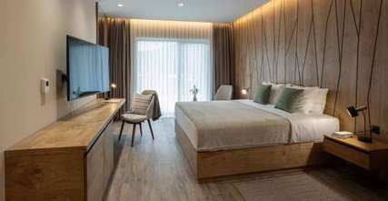 Discover Osaka: All Kinds of Accommodation for Backpackers, Traveloka Team