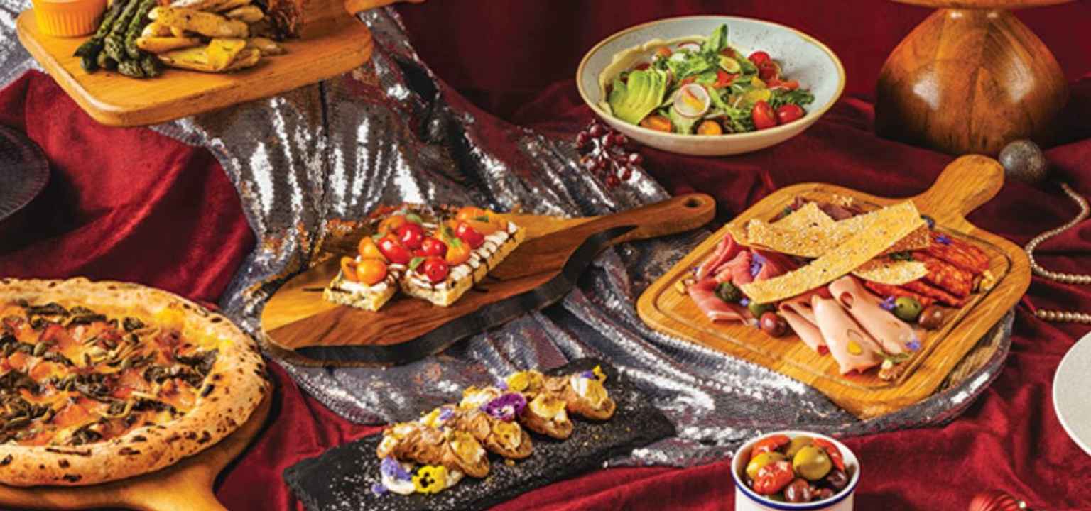 10 Best Christmas Dinner and Buffets in Singapore December 2024