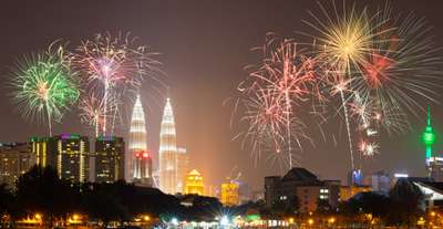 400+ New Year Quotes and Greetings to Welcome 2026, Traveloka MY