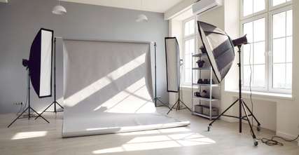 5 Foto Studio Jakarta Terbaik untuk Abadikan Momen Spesialmu, Xperience Team