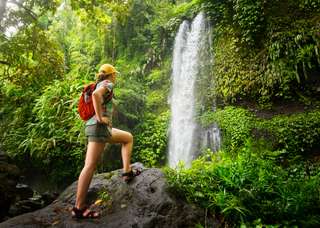 Air Terjun Sarang Walet, Salah Satu Pesona Lombok Timur!, Travel Bestie