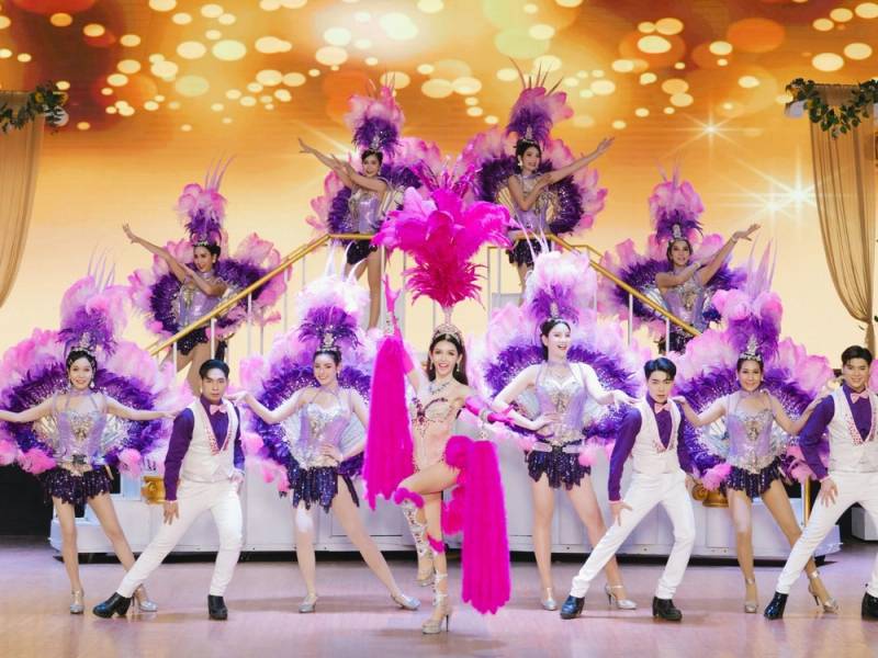 Golden Dome Cabaret Show