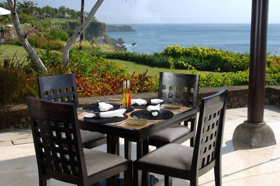 Hotel ayana bali dengan restoran romantis