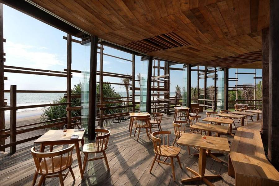 Waka Bar & Restaurant di Bali