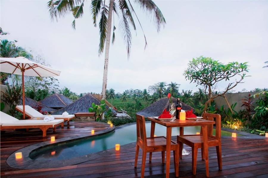 Dinner romantis di Bali