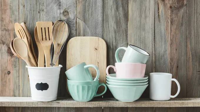 Peralatan dapur untuk Hadiah Pernikahan Teman Kantor