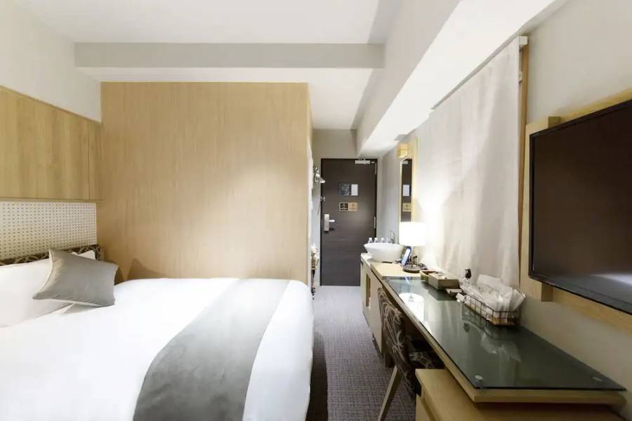 Hotel Hillarys Shinsaibashi
