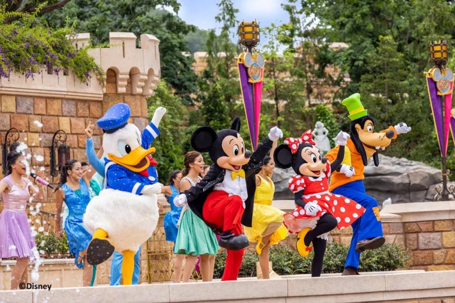 Mickey and Friends Street Celebration