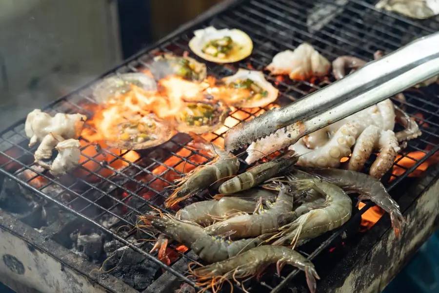  Son Tra Night Market