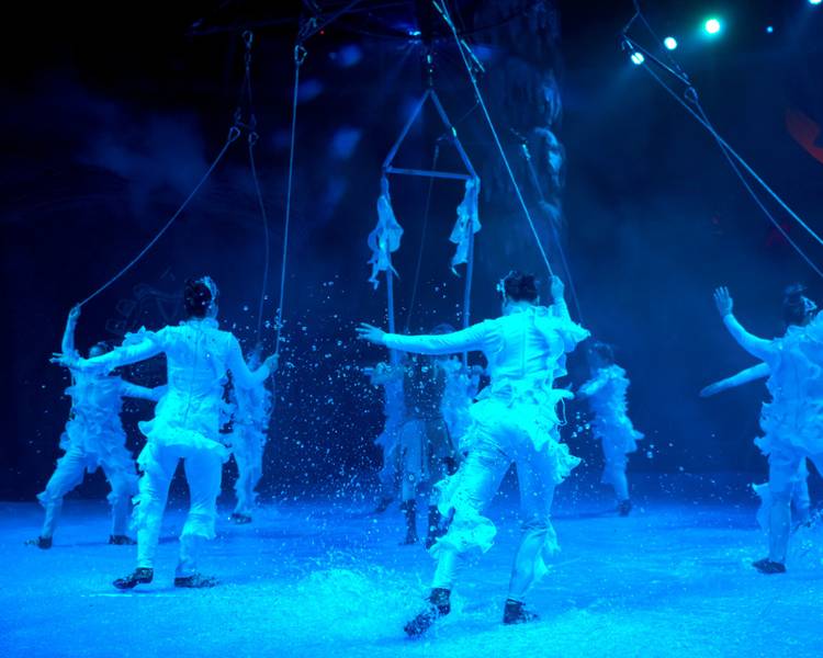 vo xiec vung dat ky bi